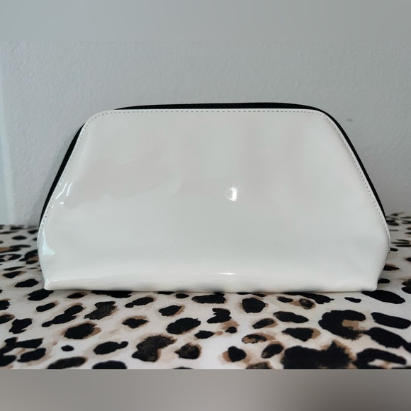 Shu Uemura the Art of Hair Cosmetic Makeup Pouch - Picture 3 of 7